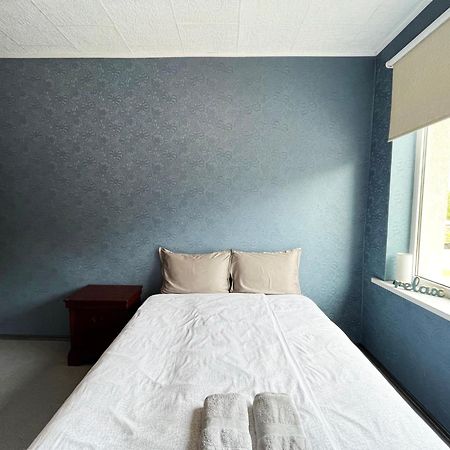 Hostelis R27 Aizpute Exteriör bild