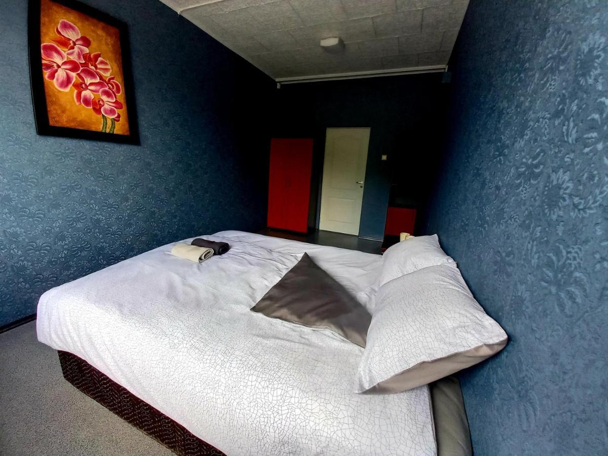 Hostelis R27 Aizpute Exteriör bild